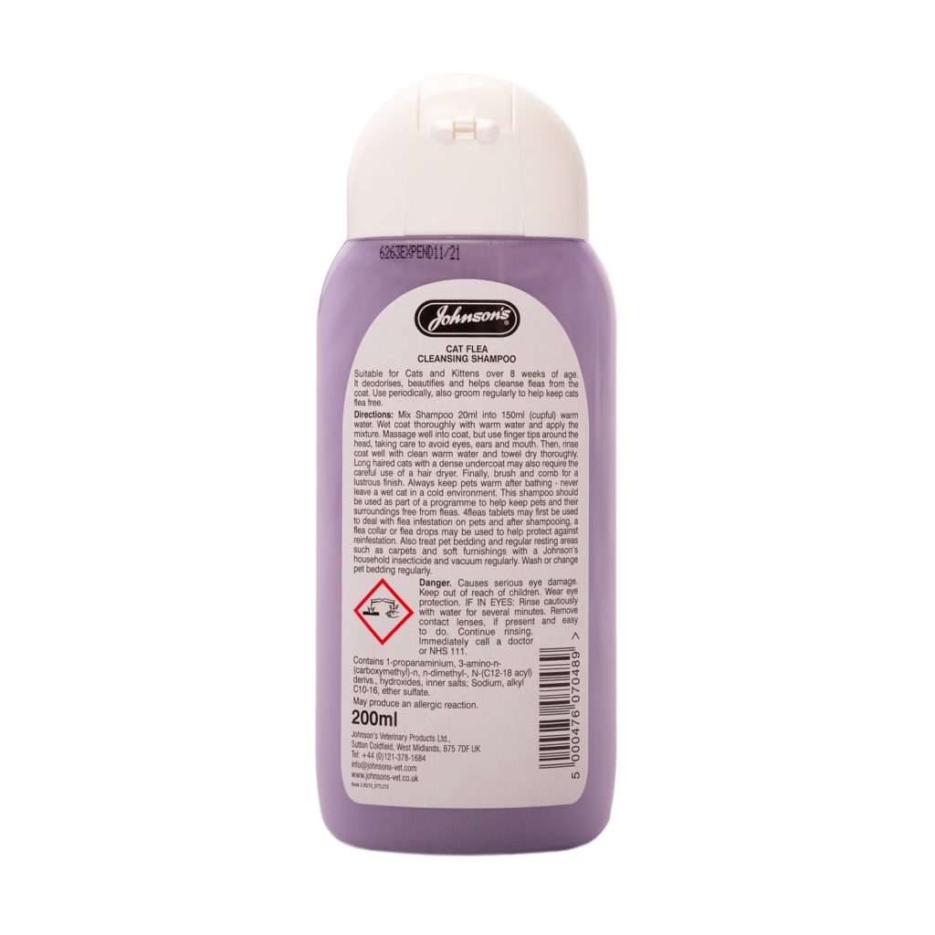 Johnsons Cat Flea Cleansing Shampoo