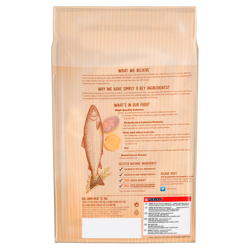 Beyond Superfood Blend Salmon/ Oats & Sweet Potatoes Adult Dog Food - 10kg