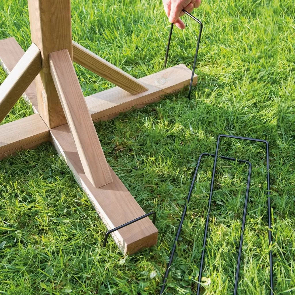 Gardman 4 Bird Table Anchoring Pegs